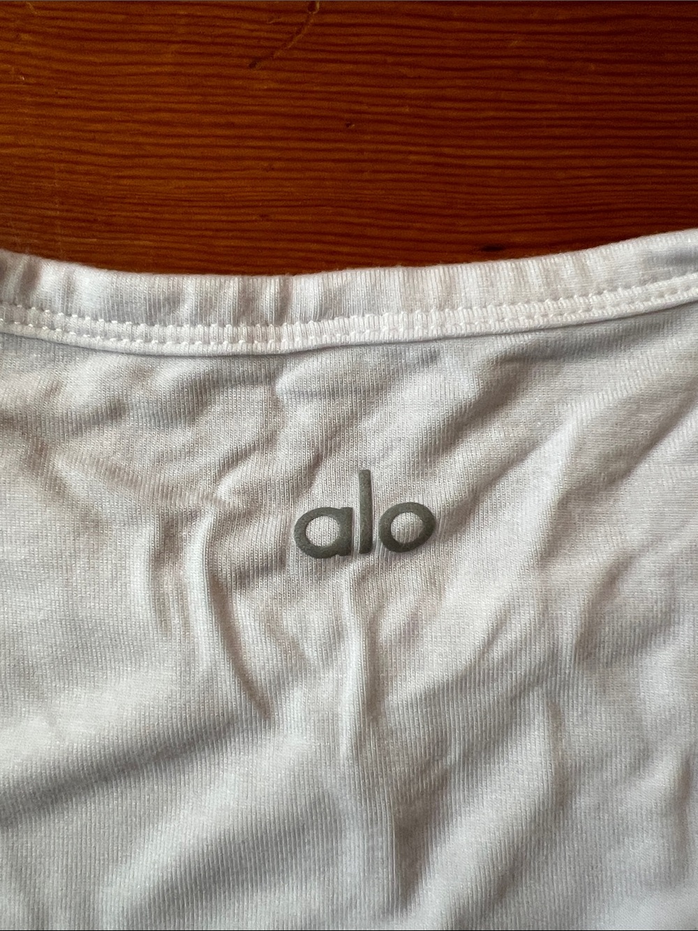 Alo Crop Tank - Picture 3 of 3
